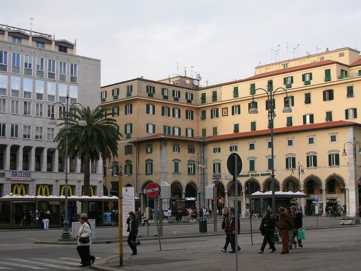 Houston - Esclusivamente Turistica - Not For Business Or Workers Hotel Livorno
